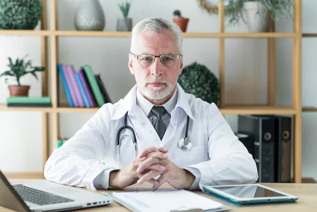 Dr. Carlos Herrera, MD | Especialista en Medicina Antienvejecimiento